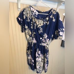 Blue floral Express dress with pockets
